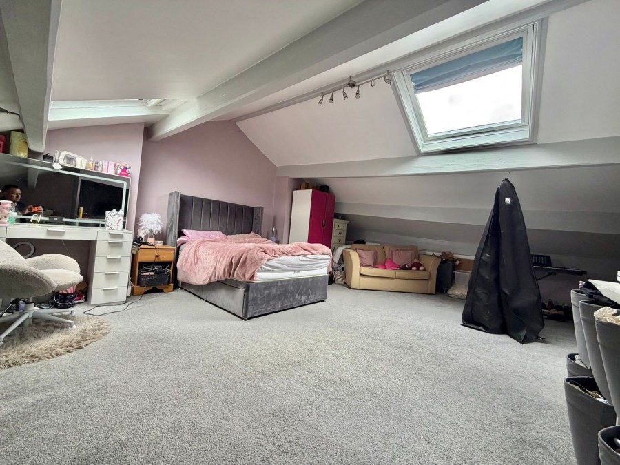 Images for Oakworth, Keighley, West Yorkshire EAID:3030449609 BID:4216801