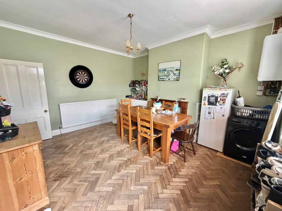 Images for Oakworth, Keighley, West Yorkshire EAID:3030449609 BID:4216801