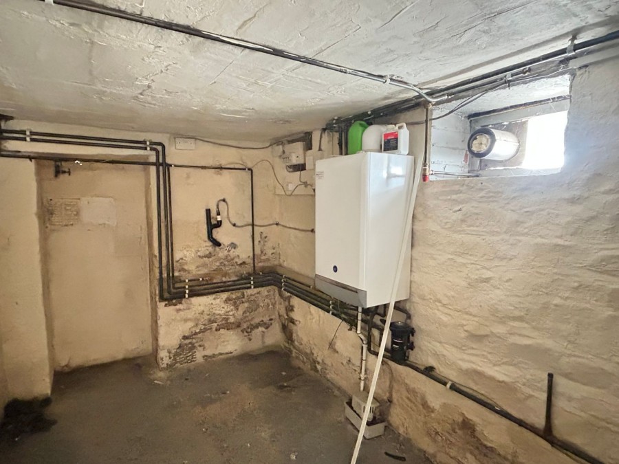 Images for Glusburn, Keighley, North Yorkshire EAID:3030449609 BID:4216801