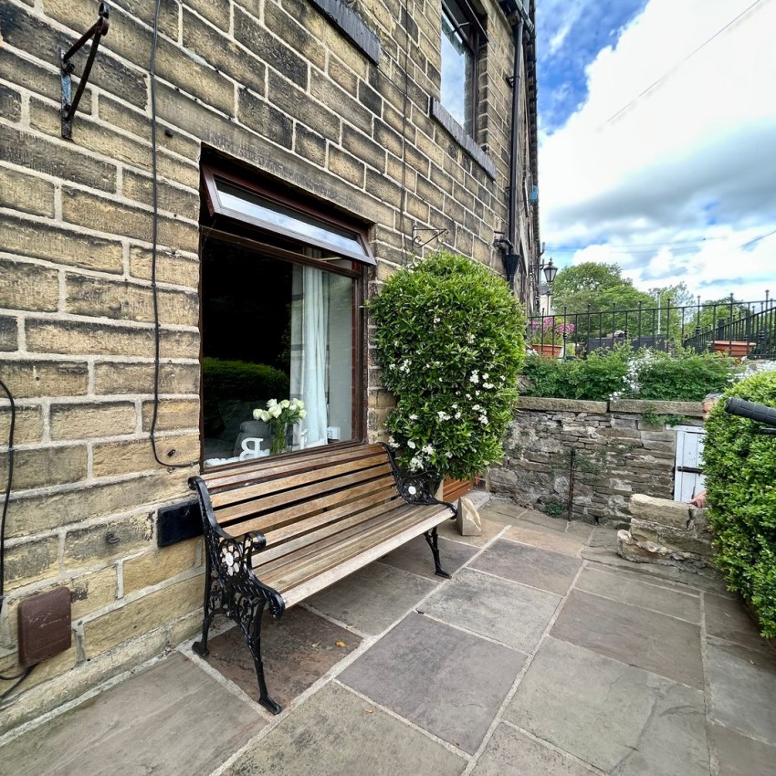 Images for Oakworth, Keighley, West Yorkshire EAID:3030449609 BID:4216801