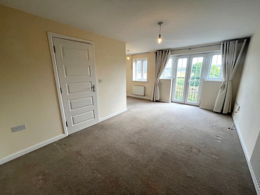 Images for Low Whin Close, Keighley, West Yorkshire EAID:3030449609 BID:4216801