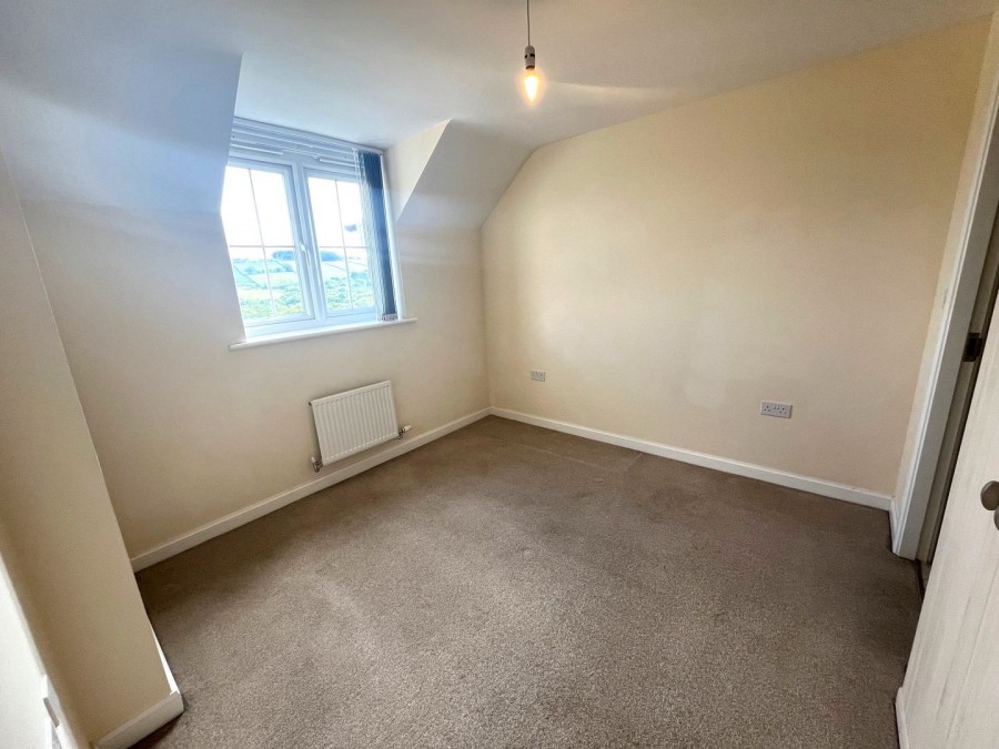 Images for Low Whin Close, Keighley, West Yorkshire EAID:3030449609 BID:4216801