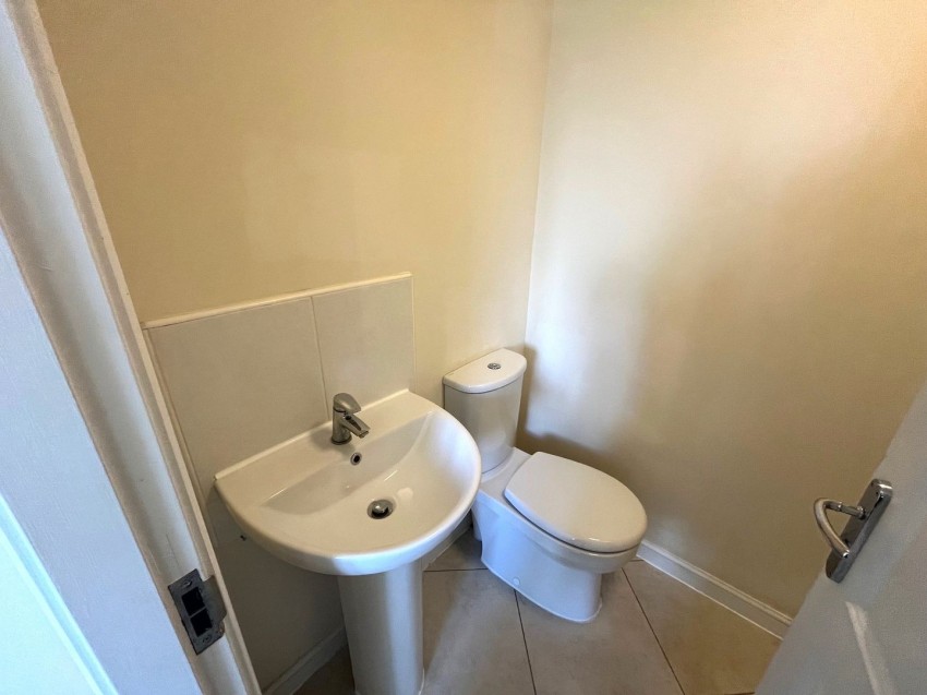 Images for Low Whin Close, Keighley, West Yorkshire EAID:3030449609 BID:4216801