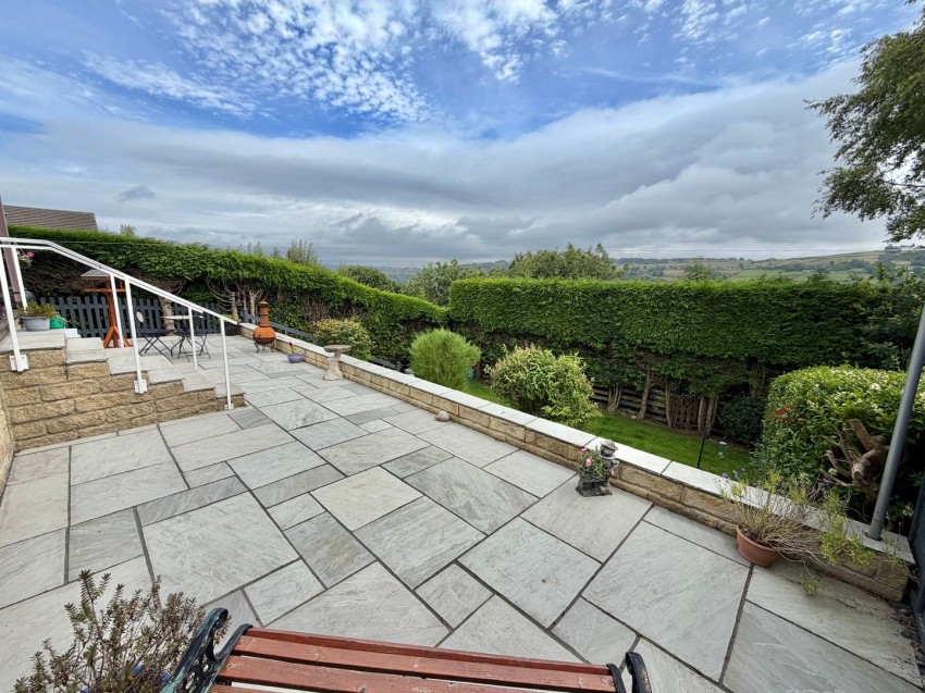 Images for Oakworth, Keighley, West Yorkshire EAID:3030449609 BID:4216801