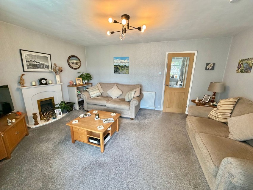 Images for Oakworth, Keighley, West Yorkshire EAID:3030449609 BID:4216801