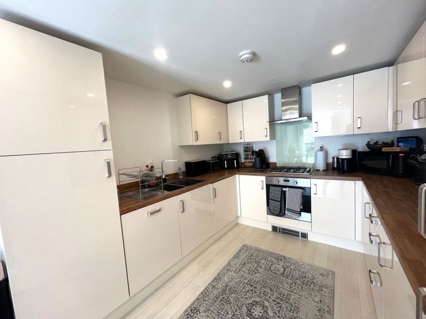 Images for Denholme, Bradford, West Yorkshire EAID:3030449609 BID:4216801