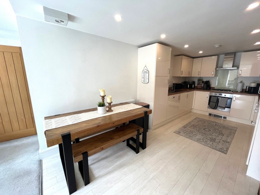 Images for Denholme, Bradford, West Yorkshire EAID:3030449609 BID:4216801