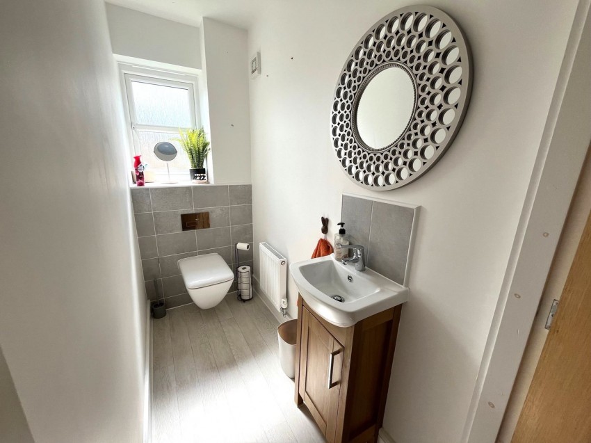 Images for Denholme, Bradford, West Yorkshire EAID:3030449609 BID:4216801