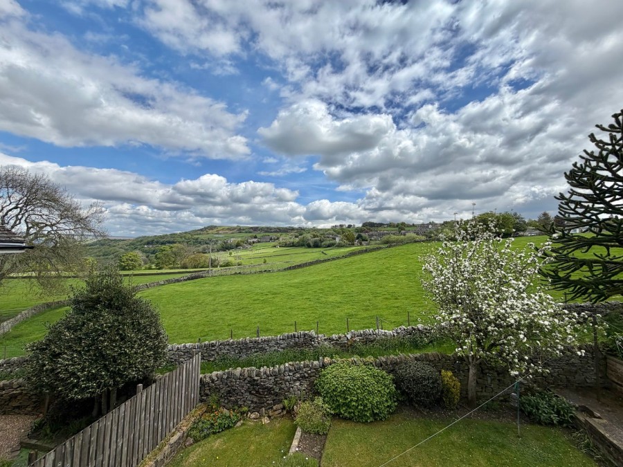 Images for Cross Roads, Keighley, West Yorkshire EAID:3030449609 BID:4216801