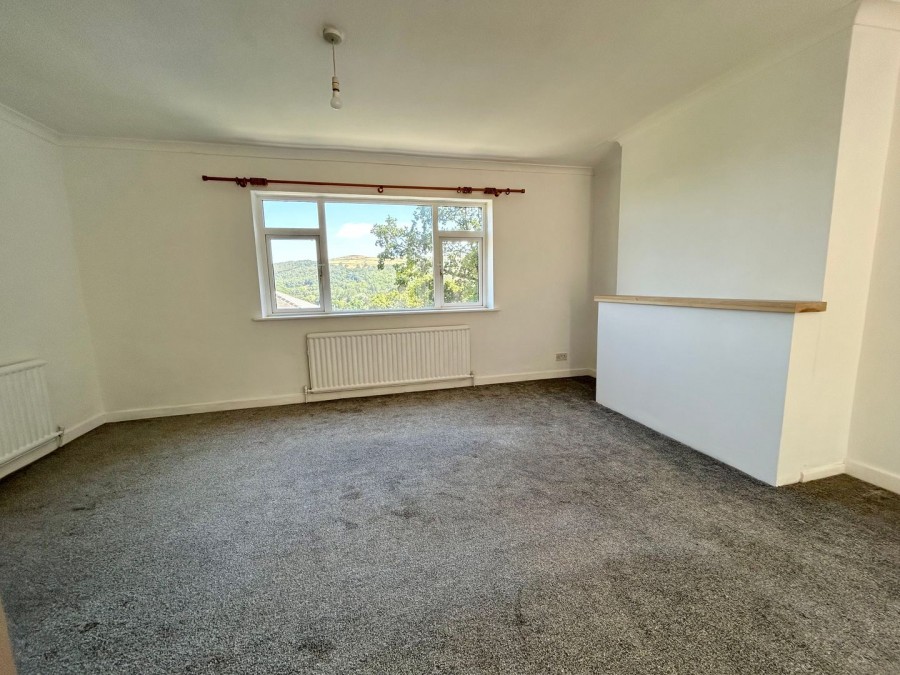 Images for Rivock Avenue, Keighley, West Yorkshire EAID:3030449609 BID:4216801