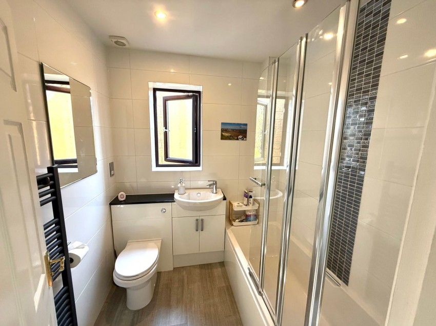 Images for Long Lee, Keighley, West Yorkshire EAID:3030449609 BID:4216801