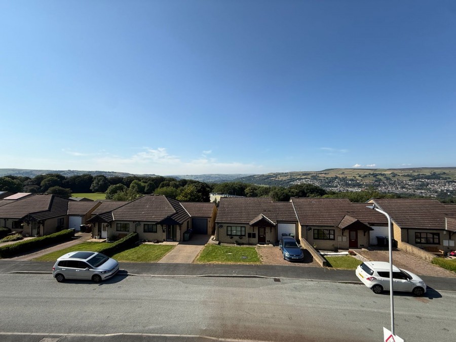 Images for Long Lee, Keighley, West Yorkshire EAID:3030449609 BID:4216801