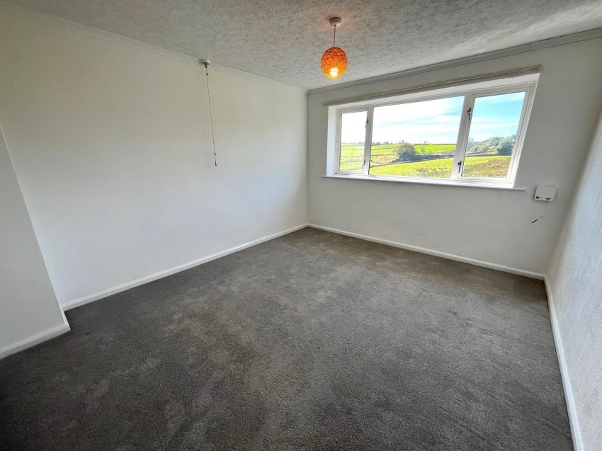 Images for Oakworth, Keighley, West Yorkshire EAID:3030449609 BID:4216801