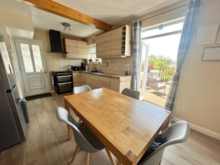 Images for Glen Lee Lane, Keighley, West Yorkshire EAID:3030449609 BID:4216801