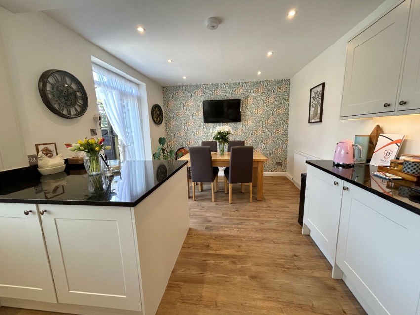 Images for Oakworth, Keighley, West Yorkshire EAID:3030449609 BID:4216801