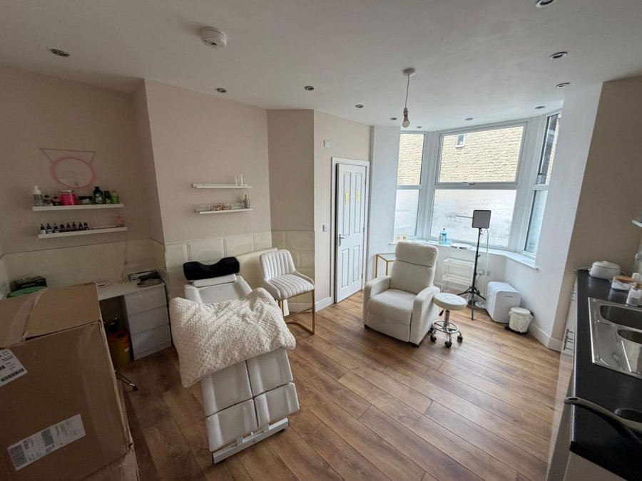 Images for Oakworth Road, Keighley, West Yorkshire EAID:3030449609 BID:4216801