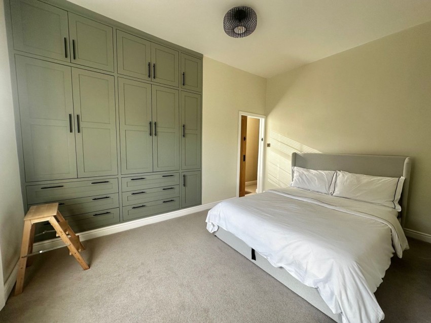 Images for Oakworth, Keighley, West Yorkshire EAID:3030449609 BID:4216801