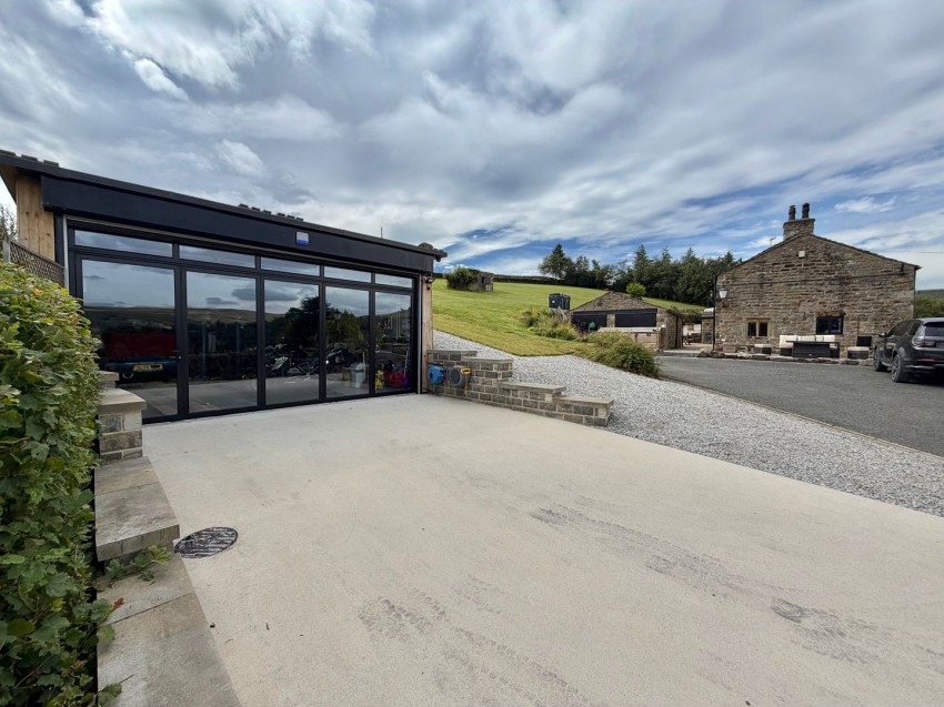 Images for Stanbury, Keighley, West Yorkshire EAID:3030449609 BID:4216801