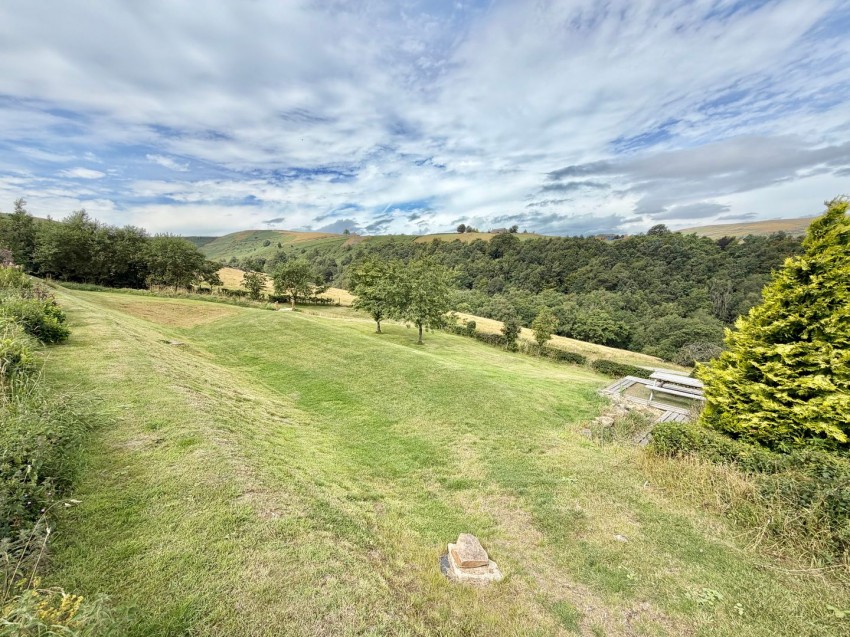 Images for Stanbury, Keighley, West Yorkshire EAID:3030449609 BID:4216801