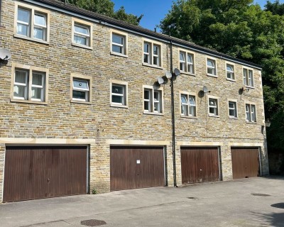 Silsden, Keighley, West Yorkshire - EAID:3030449609, BID:4216801