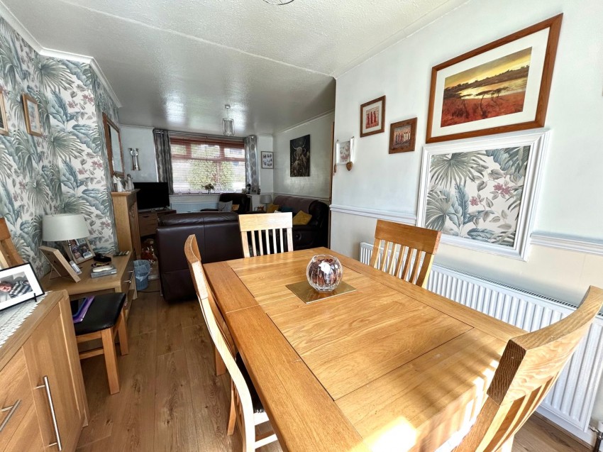 Images for Oakworth, Keighley, West Yorkshire EAID:3030449609 BID:4216801
