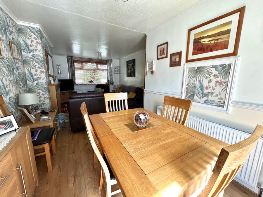 Images for Oakworth, Keighley, West Yorkshire EAID:3030449609 BID:4216801