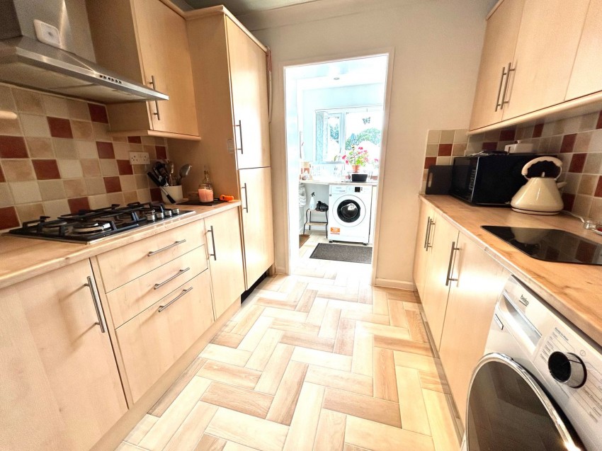 Images for Oakworth, Keighley, West Yorkshire EAID:3030449609 BID:4216801