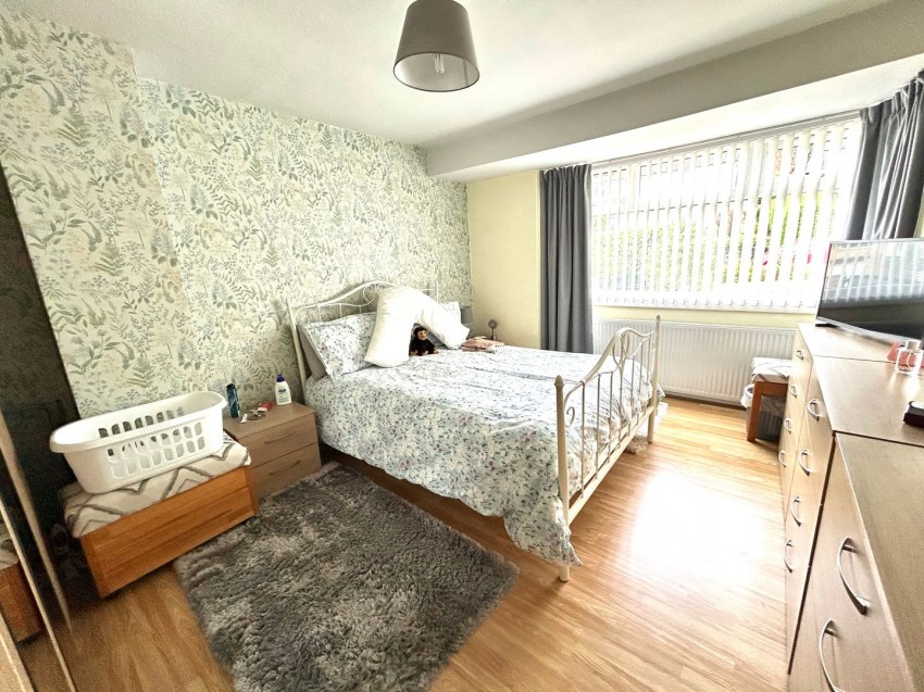 Images for Oakworth, Keighley, West Yorkshire EAID:3030449609 BID:4216801
