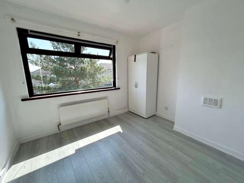 Images for Braithwaite Avenue, Keighley, West Yorkshire EAID:3030449609 BID:4216801