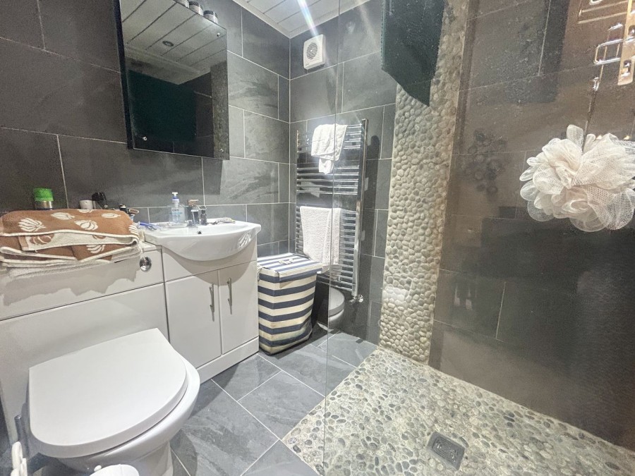 Images for Wilsden, Bradford, West Yorkshire EAID:3030449609 BID:4216801