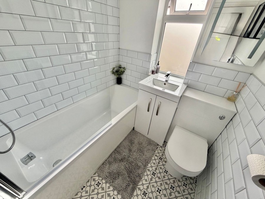 Images for Long Lee Lane, Keighley, West Yorkshire EAID:3030449609 BID:4216801
