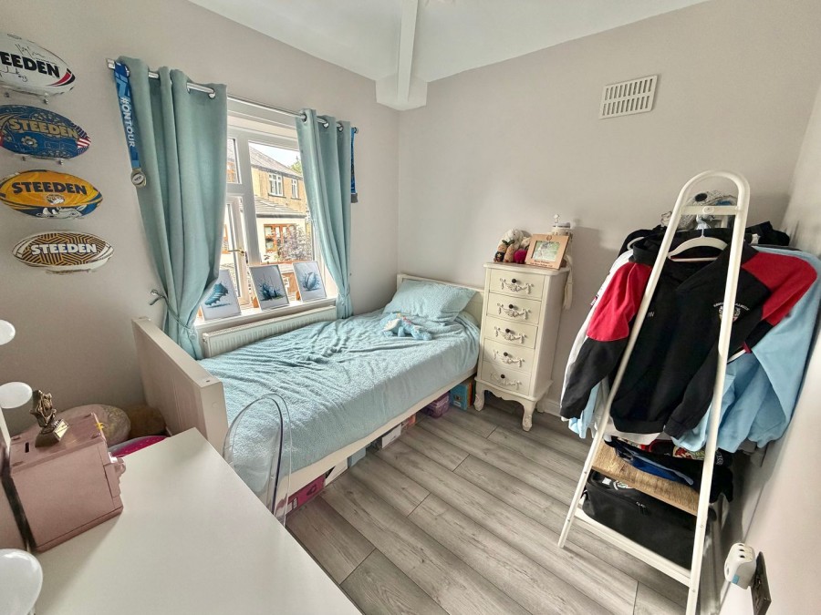 Images for Long Lee Lane, Keighley, West Yorkshire EAID:3030449609 BID:4216801