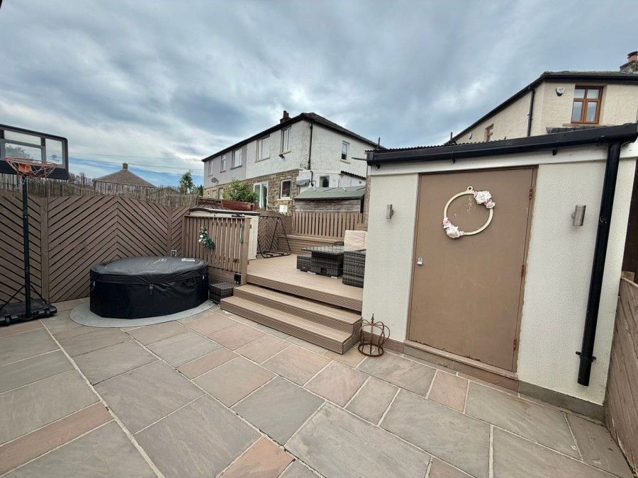 Images for Long Lee Lane, Keighley, West Yorkshire EAID:3030449609 BID:4216801