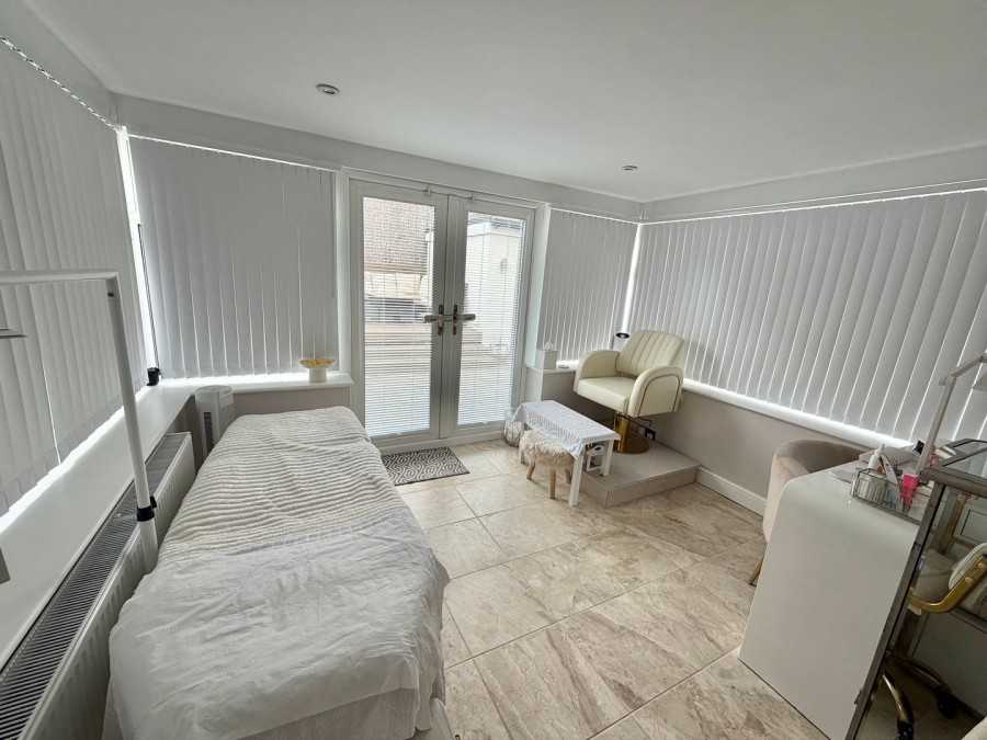 Images for Long Lee Lane, Keighley, West Yorkshire EAID:3030449609 BID:4216801