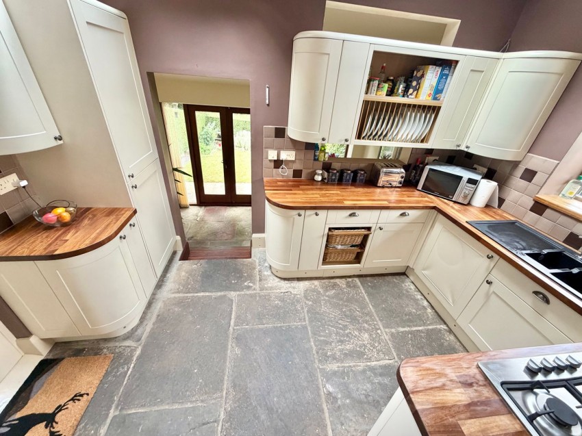 Images for Skipton Road, Keighley, West Yorkshire EAID:3030449609 BID:4216801