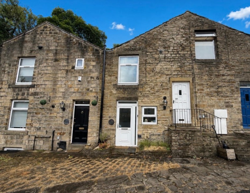 Images for Oakworth, Keighley, West Yorkshire EAID:3030449609 BID:4216801