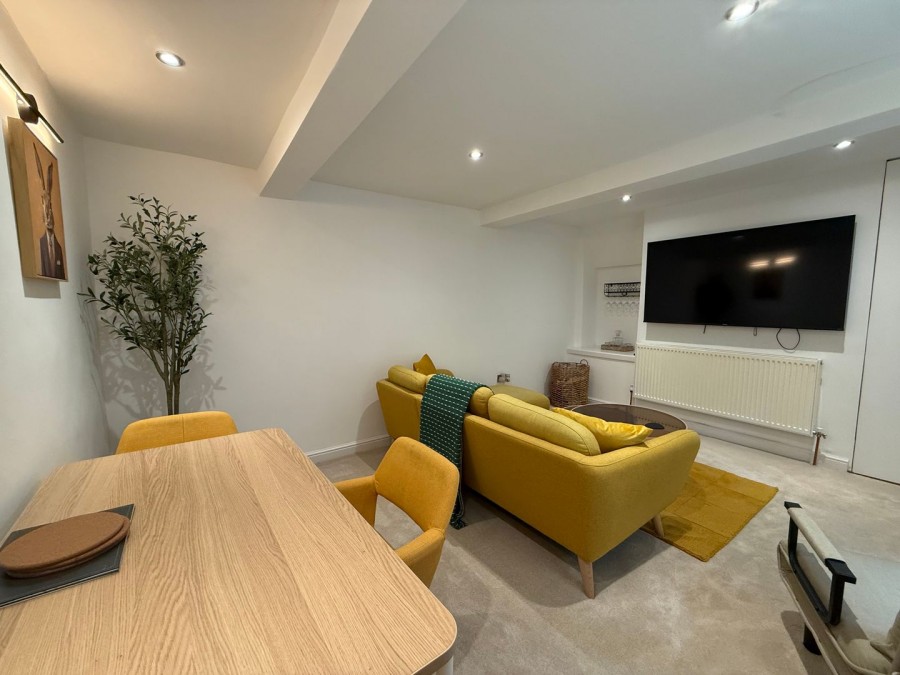 Images for Oakworth, Keighley, West Yorkshire EAID:3030449609 BID:4216801