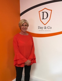 **NEW SIGNING!!**